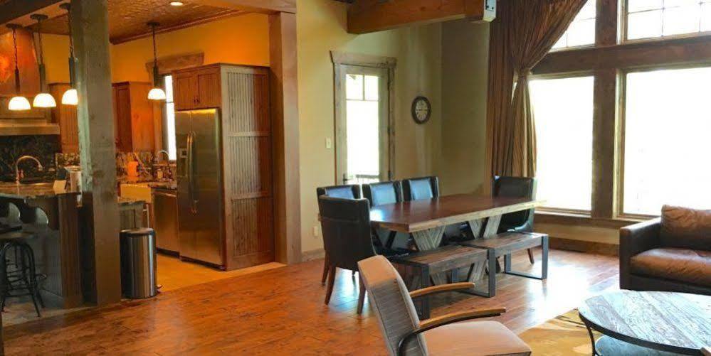 Wilderness Club Otel Rexford Dış mekan fotoğraf